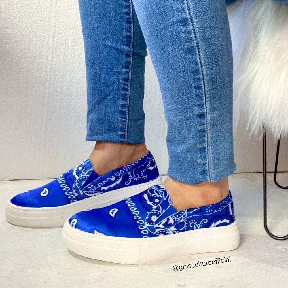 Blue Bandana Tennis Sneakers - Picture 3 of 5